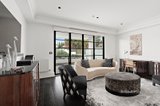 https://images.listonce.com.au/custom/160x/listings/106-eglinton-street-moonee-ponds-vic-3039/211/01580211_img_24.jpg?BUnNSEphrM8