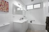 https://images.listonce.com.au/custom/160x/listings/106-glyndon-road-camberwell-vic-3124/396/01195396_img_10.jpg?-9LC5OGFj30