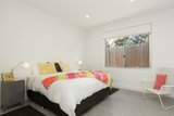 https://images.listonce.com.au/custom/160x/listings/106-hurstwood-road-sorrento-vic-3943/807/01624807_img_12.jpg?AJiaOxHv-uM