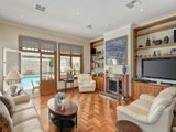 https://images.listonce.com.au/custom/160x/listings/106-mont-albert-road-canterbury-vic-3126/961/00828961_img_14.jpg?lE9qNh6tW5M