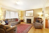 https://images.listonce.com.au/custom/160x/listings/106-mountain-view-parade-rosanna-vic-3084/039/01811039_img_04.jpg?2n1m1pXQ4X0