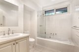 https://images.listonce.com.au/custom/160x/listings/106-mountain-view-parade-rosanna-vic-3084/039/01811039_img_08.jpg?TCHlEUARYLM