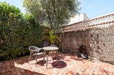 https://images.listonce.com.au/custom/160x/listings/106-nott-street-port-melbourne-vic-3207/157/01975157_img_11.jpg?jkN_EuFal8Y
