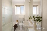https://images.listonce.com.au/custom/160x/listings/10611-park-street-brunswick-vic-3056/267/01978267_img_08.jpg?IiTYORK6EA8