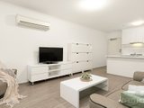 https://images.listonce.com.au/custom/160x/listings/106148-wells-street-south-melbourne-vic-3205/213/01090213_img_03.jpg?n0jpAVxcU8k