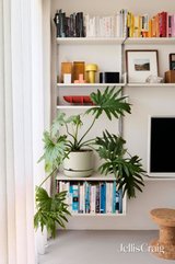 https://images.listonce.com.au/custom/160x/listings/1062-cunningham-street-northcote-vic-3070/163/01906163_img_08.jpg?yU8yWCEuvYE