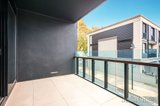 https://images.listonce.com.au/custom/160x/listings/106279-wellington-parade-south-east-melbourne-vic-3002/687/01740687_img_04.jpg?b9Yz7PYUEFw