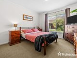 https://images.listonce.com.au/custom/160x/listings/1065-hewish-road-croydon-vic-3136/024/01526024_img_04.jpg?gVFjP_zrUI0