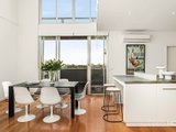 https://images.listonce.com.au/custom/160x/listings/1066-montague-street-south-melbourne-vic-3205/206/01090206_img_02.jpg?dn0jmEWZgu4