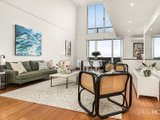 https://images.listonce.com.au/custom/160x/listings/1066-montague-street-south-melbourne-vic-3205/206/01090206_img_04.jpg?eVQYAmNMfgo