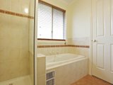 https://images.listonce.com.au/custom/160x/listings/10662-mt-dandenong-road-kilsyth-vic-3137/509/00620509_img_06.jpg?glK5778wyKk