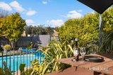 https://images.listonce.com.au/custom/160x/listings/107-charles-street-ascot-vale-vic-3032/587/01952587_img_09.jpg?E_u6qXXci80