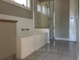 https://images.listonce.com.au/custom/160x/listings/107-dight-street-collingwood-vic-3066/714/01620714_img_11.jpg?5sdyO0uN-Zk