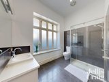 https://images.listonce.com.au/custom/160x/listings/107-glass-street-essendon-vic-3040/580/01578580_img_14.jpg?hknJJxpBFb4