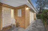 https://images.listonce.com.au/custom/160x/listings/107-main-street-blackburn-vic-3130/616/01727616_img_01.jpg?X3SN8zYcA_8
