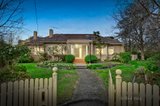 https://images.listonce.com.au/custom/160x/listings/107-mont-albert-road-canterbury-vic-3126/049/00402049_img_02.jpg?Y2qhv3UErVs