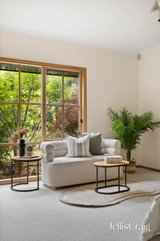 https://images.listonce.com.au/custom/160x/listings/107-partridge-way-mooroolbark-vic-3138/190/01991190_img_09.jpg?XHx5-ztv0pM