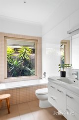 https://images.listonce.com.au/custom/160x/listings/107-thomson-street-northcote-vic-3070/138/01827138_img_14.jpg?L7NYInz2K24