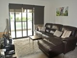 https://images.listonce.com.au/custom/160x/listings/1071-frank-street-glen-waverley-vic-3150/115/01739115_img_03.jpg?54fnd77XqOQ