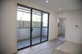 https://images.listonce.com.au/custom/160x/listings/10710-alfrick-road-croydon-vic-3136/681/01796681_img_05.jpg?7bteWqETtr0