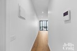 https://images.listonce.com.au/custom/160x/listings/10711-stawell-street-north-melbourne-vic-3051/008/01704008_img_13.jpg?r2UuQkUQ1lw
