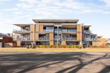 https://images.listonce.com.au/custom/160x/listings/10718-22-wendouree-parade-lake-wendouree-vic-3350/133/01260133_img_18.jpg?XVVwncRXSY8