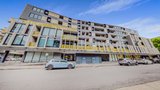 https://images.listonce.com.au/custom/160x/listings/1072-golding-street-hawthorn-vic-3122/912/01909912_img_01.jpg?f24rWDGveMA