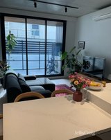 https://images.listonce.com.au/custom/160x/listings/10728-stanley-street-collingwood-vic-3066/192/01981192_img_05.jpg?iMdRgLXFuWg