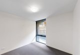 https://images.listonce.com.au/custom/160x/listings/10795-ormond-road-elwood-vic-3184/590/01952590_img_06.jpg?ANOjBPoT310