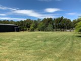 https://images.listonce.com.au/custom/160x/listings/107a-107a-high-street-trentham-vic-3458/286/01897286_img_05.jpg?p_YxzGB3_9U