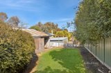 https://images.listonce.com.au/custom/160x/listings/108-duke-street-castlemaine-vic-3450/022/01562022_img_09.jpg?hs2jTgPHP6c