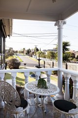 https://images.listonce.com.au/custom/160x/listings/108-finlayson-street-rosanna-vic-3084/470/00942470_img_02.jpg?UIkzsDeHQPo