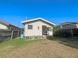 https://images.listonce.com.au/custom/160x/listings/108-isabella-street-geelong-west-vic-3218/434/01672434_img_26.jpg?VrJkbX8EPDY