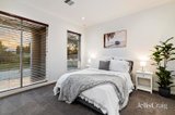 https://images.listonce.com.au/custom/160x/listings/108-summerfield-drive-mornington-vic-3931/923/01911923_img_12.jpg?R1O9MfaYtDM