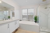 https://images.listonce.com.au/custom/160x/listings/108-summerfield-drive-mornington-vic-3931/923/01911923_img_19.jpg?macnKIrBTC4