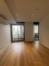 https://images.listonce.com.au/custom/160x/listings/108471-malvern-road-south-yarra-vic-3141/640/01842640_img_03.jpg?qAG_46DNfiM