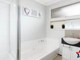 https://images.listonce.com.au/custom/160x/listings/109-cave-hill-road-lilydale-vic-3140/542/01529542_img_06.jpg?EWuHBWjFO_0