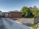 https://images.listonce.com.au/custom/160x/listings/109-cave-hill-road-lilydale-vic-3140/542/01529542_img_14.jpg?DC6d8LF4iEM