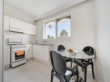 https://images.listonce.com.au/custom/160x/listings/109-gladstone-street-kew-vic-3101/943/00828943_img_06.jpg?zPaKUMubKyc