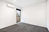 https://images.listonce.com.au/custom/160x/listings/109-lincoln-road-croydon-vic-3136/816/01578816_img_13.jpg?Hcmtpycar5Q