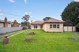 https://images.listonce.com.au/custom/160x/listings/109-nolan-street-buninyong-vic-3357/536/00929536_img_01.jpg?JTkF5bet4LQ