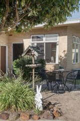 https://images.listonce.com.au/custom/160x/listings/109-rosslyn-avenue-seaford-vic-3198/175/01490175_img_16.jpg?_wotcI4gx8A