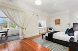 https://images.listonce.com.au/custom/160x/listings/109-simpson-street-east-melbourne-vic-3002/802/00514802_img_05.jpg?7h8XvyAMjS8