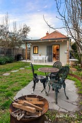 https://images.listonce.com.au/custom/160x/listings/109-smith-street-thornbury-vic-3071/442/01985442_img_23.jpg?L0a9KI5KY4s