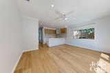 https://images.listonce.com.au/custom/160x/listings/109-the-crescent-kensington-vic-3031/281/01621281_img_05.jpg?0w3F1tYNtG4