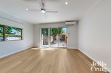 https://images.listonce.com.au/custom/160x/listings/109-the-crescent-kensington-vic-3031/281/01621281_img_06.jpg?LHUVwKDWA8k