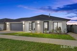 https://images.listonce.com.au/custom/160x/listings/109-wedgetail-drive-winter-valley-vic-3358/002/01817002_img_27.jpg?dlJ4cgQofVI