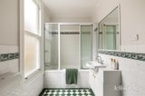 https://images.listonce.com.au/custom/160x/listings/109-york-street-prahran-vic-3181/351/01809351_img_07.jpg?NFFZoQ-s4j8