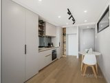 https://images.listonce.com.au/custom/160x/listings/1091-red-hill-terrace-doncaster-east-vic-3109/170/00935170_img_02.jpg?KnuhwyIYTNc