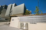 https://images.listonce.com.au/custom/160x/listings/109144-collins-street-mentone-vic-3194/125/01812125_img_11.jpg?biHk9dGXPLY